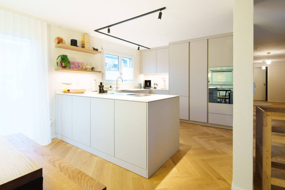 Zoom: 20251129siegenthaler-ref-k69-boll-02.jpg