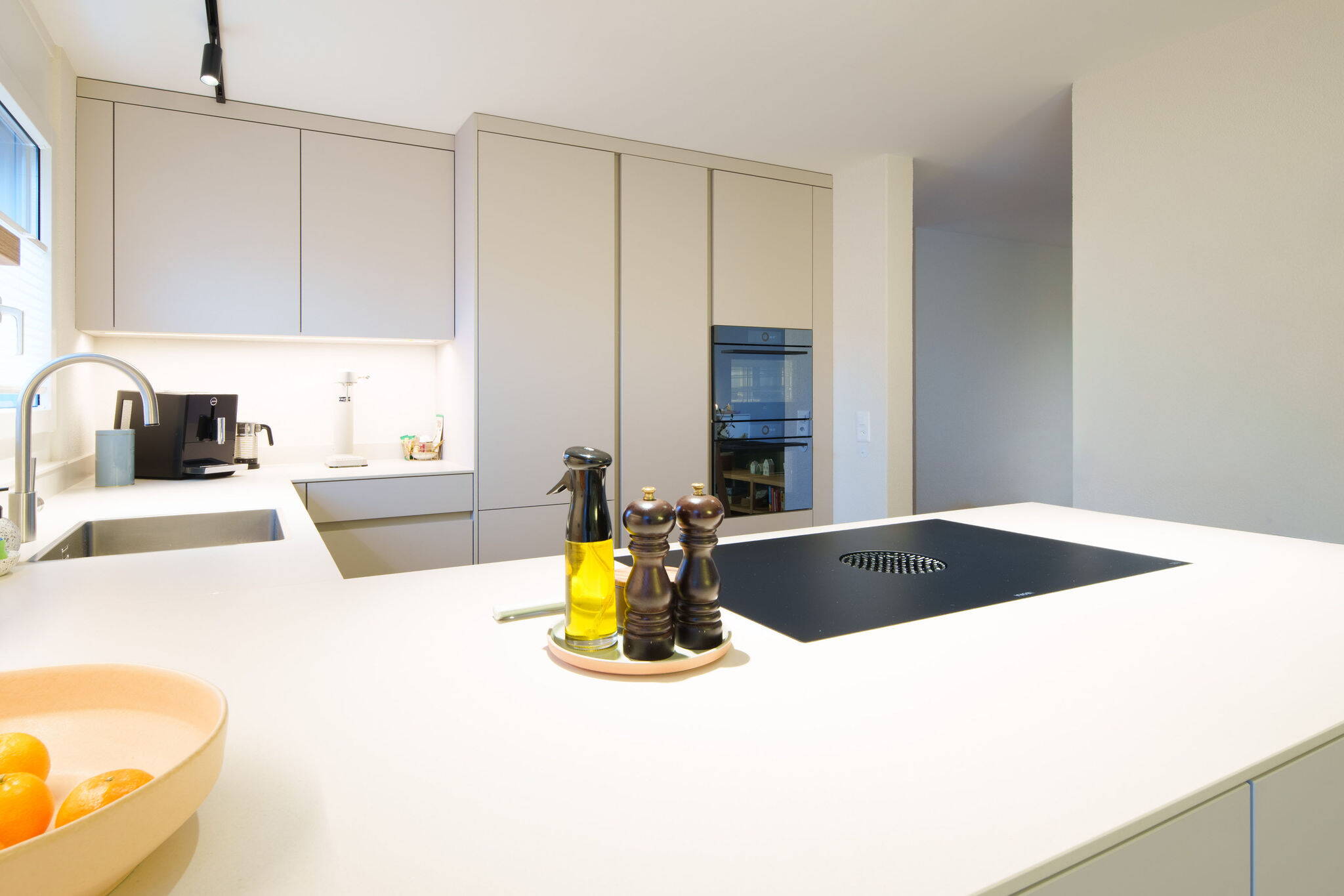 Zoom: 20251129siegenthaler-ref-k69-boll-04.jpg